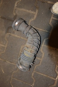 фото thumb №1, Renault twingo ii gt труба воздуха 8201018897