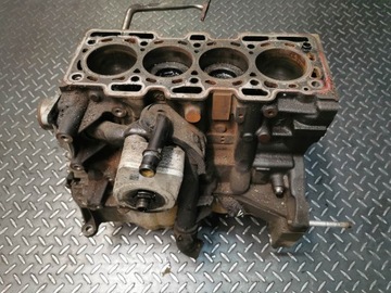фото thumb №1, Блок двигуна renault clio iv 1.5 dci k9kb608