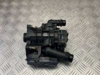 фото thumb №10, Bmw (oem) 8642560 3' g20 корпус термостата термостат