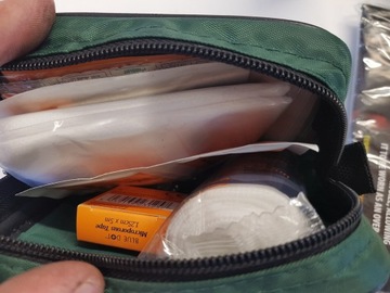 фото thumb №6, Mercedes w212 аптечка kamizelka фонарик 16r.