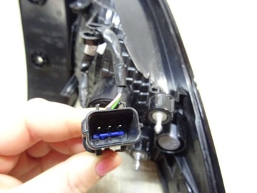 фото thumb №10, Tucson iv лампа зад права w крило 92402n7000