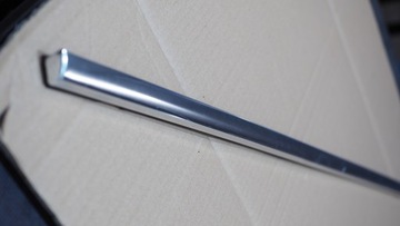 фото thumb №5, Vw touareg планка двері права накладка зад 07r