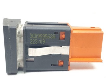 фото thumb №3, Перемикач кнопка ролети vw passat cc b6 3c0959563a