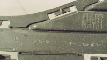 фото thumb №9, Решітка середня бампера opel astra k v 15-18 13439798 оригінал pdc нова