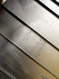 фото thumb №8, Захист пластик поперечина заднього ford escape mk4 1.5 eb