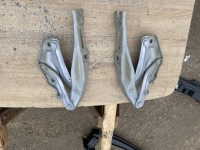 фото thumb №4, Петля правий капот skoda scala 654823302