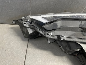 фото thumb №10, Лампа правые перед lexus nx ii eu повреждённая