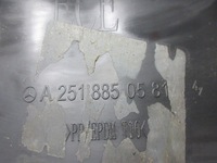 фото thumb №7, Mercedes w251 a2518850581 подкладка pod номерной знак