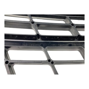 фото thumb №12, Решётка решётка радиатора renault trafic iii 3 рестайлинг 623105226r