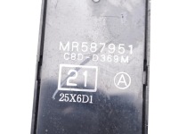фото thumb №7, Mitsubishi l200 кнопки вікон 2007 pickup 4/5dr mr587951 c8d-d369m 04-07