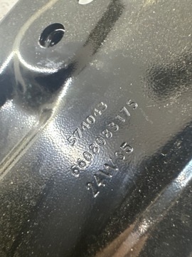 фото thumb №13, Volvo ex30- кронштейн кріплення балка ременя перед