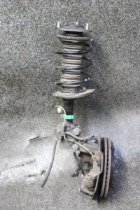 фото thumb №1, Toyota auris ii e18 corolla 18r 1.2 t mcperson лапа поворотний кулак правий перед