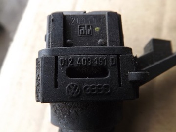 фото thumb №5, Audi 80 a4 b5 vw passat b5 датчик швидкості обертальної колеса 012409191d