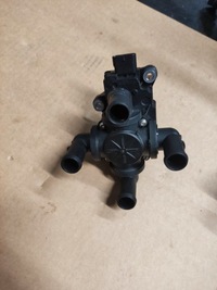 фото thumb №9, Клапан электромагнитный управление отопитель audi e-tron 4ke963375h