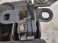 фото thumb №7, Замок дверь правое крыло задняя верхний volkswagen vw caddy iii