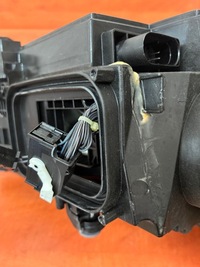 фото thumb №7, Лампа ліва перед mercedes c206 a2068260100