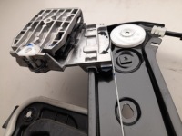 Подъемник стекло tesla model y 2021 с передний po правой 149550900g в Украине, фото thumb