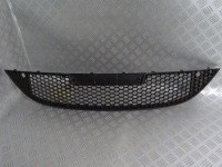 фото thumb №1, Решётка бампера средняя mercedes slk-klasa r171 2004-2011r st0701301