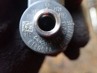 фото thumb №9, Форсунка инжектор vw passat b8 sedan 2016 2.0 dsg eu 04l130277ae 7216