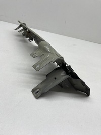 фото thumb №5, Audi q7 4l кронштейн кронштейн крила підкрилок правий