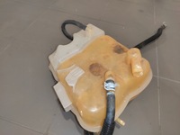 фото thumb №10, Jeep cherokee liberty kk 2.8crd nitro бак расширительный оригинал