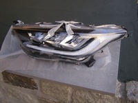 фото thumb №1, Фара левый лампа левая toyota yaris iv полный led