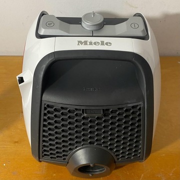 БЕЗРЕШЕННЫЙ ПЫЛЕСОС MIELE BOOST CX1 890 Вт, 1 Л