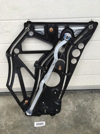 фото thumb №1, Подъемник механизм стёкла левый зад mercedes w124 купе c124 ce