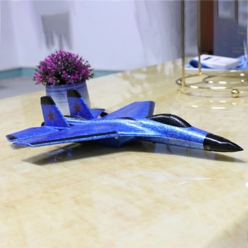 Самолет с дистанционным управлением 2.4G SU35 RC Самолет