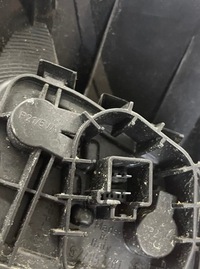 фото thumb №12, Лампа правая задняя mitsubishi colt 6 vi z30 3d 08r