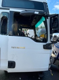 фото thumb №3, Чверть кабіни man tgx