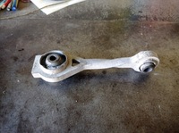 фото thumb №1, Scenic i 99 - 04 кронштейн подушка двигуна 8200148388