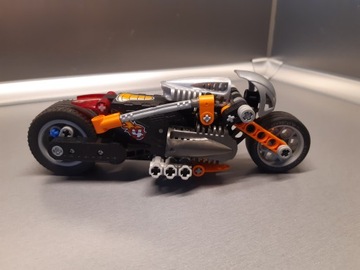 LEGO Racers 8355 H.O.T. Blaster Bike