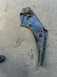 фото thumb №4, Audi q7 4m захист пластикова лампи лівий