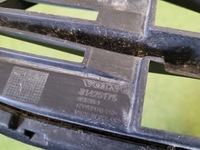 фото thumb №6, Volvo xc60 ii 2 решітка середня бампера 31425175