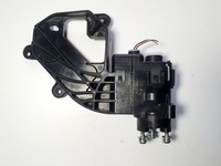 фото thumb №5, Моторчик складывания зеркало правый mazda 6 gj 12-16r оригинальный номер