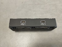 фото thumb №1, Audi a6 allroad c8 2022 port usb 4n1035736