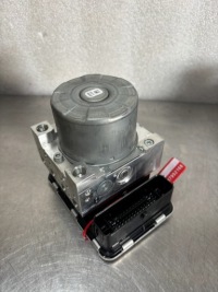 фото thumb №1, Насос abs renault trafic iii iv 476603637r org