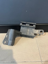 фото thumb №1, Renault megane iv защита поперечина передний 638300353r