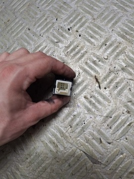 фото thumb №6, Кнопка открывания крышки дверь citroen berlingo peugeot partner