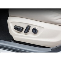 фото thumb №8, Крышка guzika сиденья do toyota camry 2018-2020