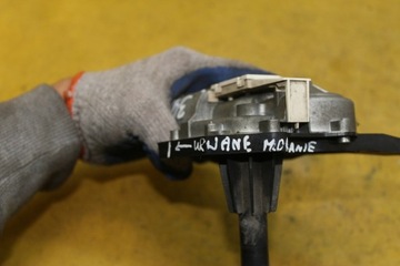 фото thumb №6, Двигунчик двірник зад clio iii 8200311486