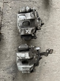 фото thumb №1, Hyundai tucson ii суппорт тормозной перед левый правые