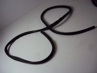 фото thumb №1, Прокладка двері правий перед citroen c4 aircross