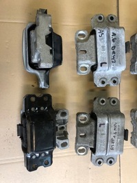 фото thumb №8, Audi a3 8p 1.6 кронштейн подушка коробки 1k0199555l