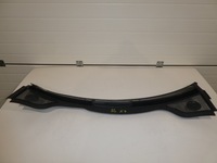 фото thumb №5, Audi q3 панель под лобовым стеклом оригинал 8u1819403