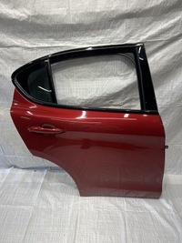 фото thumb №1, Двері задня задні праве alfa romeo stelvio quadrifoglio qv