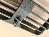 фото thumb №7, Audi a4 b5 94-99 средняя решётка бампера заглушка