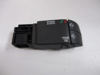 фото thumb №1, Переключатели pod руль renault clio iv captur