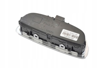 VOLVO XC90 II tylna lampka z podsufitki podsw OE 3